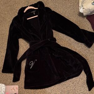 Victoria's Secret Elegant Black Velvet Robe
